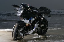 2010-vyrus-987.jpg