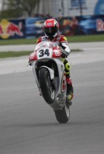SuzukiSchwantz2009MotoGP-2.jpg
