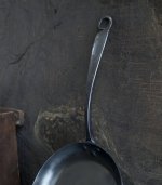 Blu Skillet Pan Handle.jpg