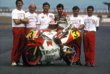 Kel Carruthers9 with Eddie Lawson Kel is second from left.jpeg