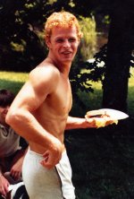 brett_20_shirtless_crop_autotone_800.jpg