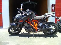 15 KTM Superduke1.jpg