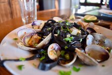 black pasta with clams.jpg